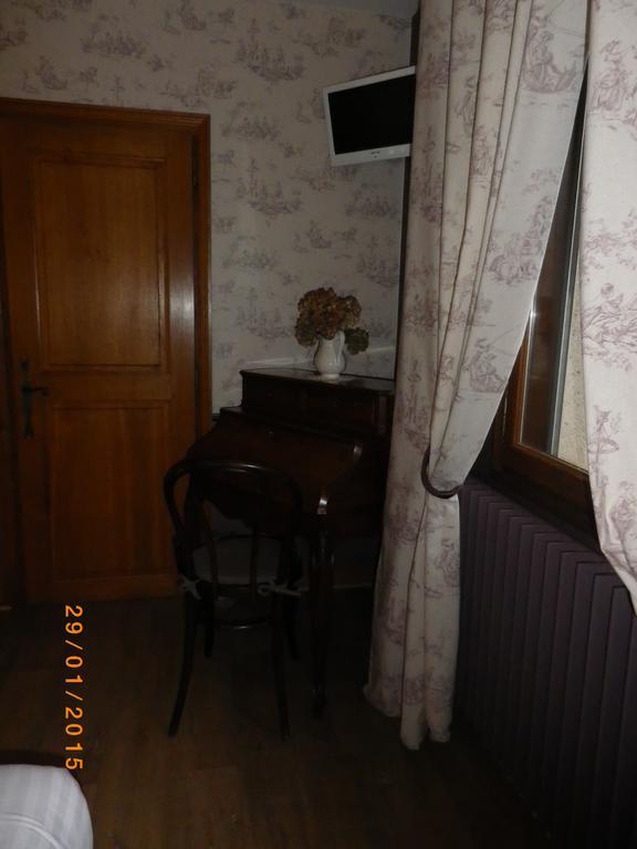 Chambres Et Table D'Hotes Les Machetieres Ланже Екстер'єр фото